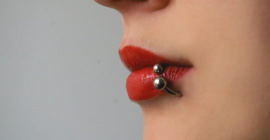 piercing bucal labio